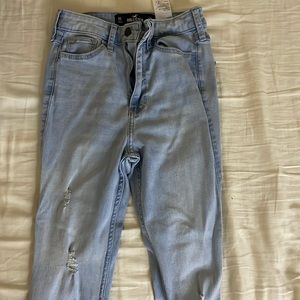 Hollister ripped high rise jeans , size 24